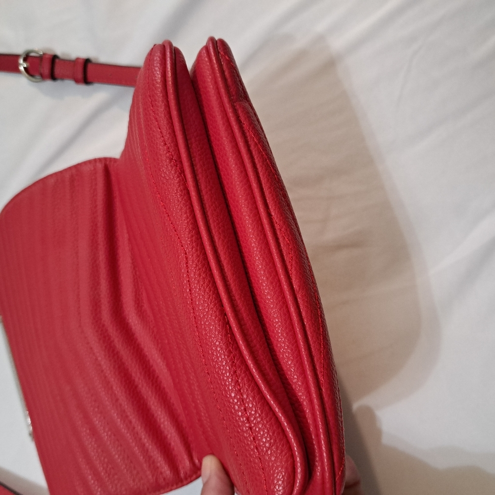 Dana Buchman NWOT crossbody - Picture 6 of 9